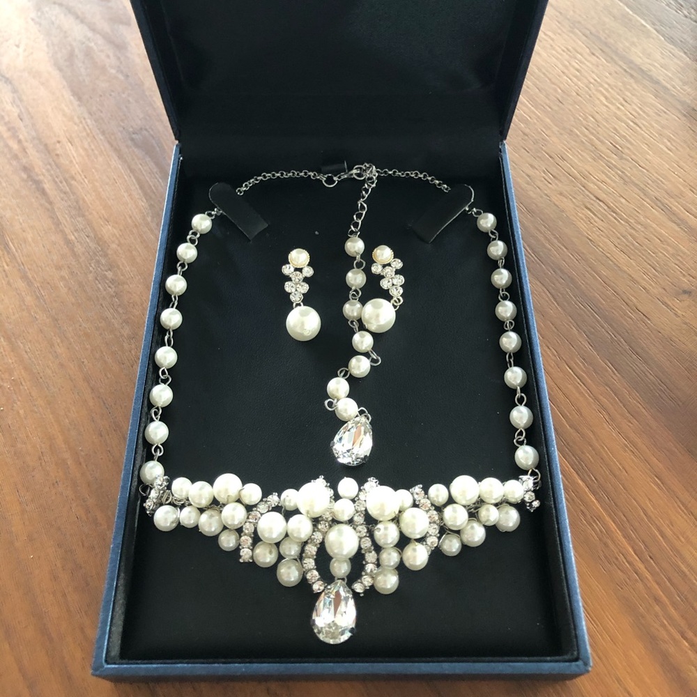 Jewelry set - Picture 2 of 2